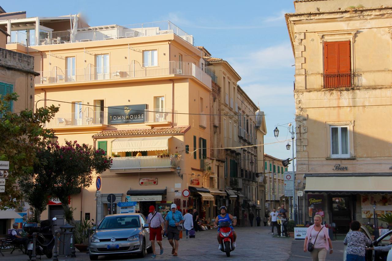 Townhouse Tropea Bed & Breakfast Екстериор снимка